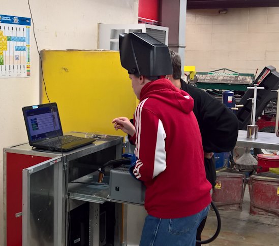 Students in School Activites (Athletics, Classrooms, Plays, Band, Art Projects) (PHS Student at Heartland Career Center Learning to weld with Virtual Reality.jpg)